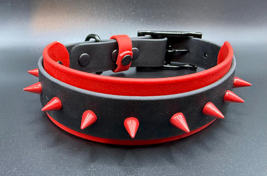 Spiked dog collar